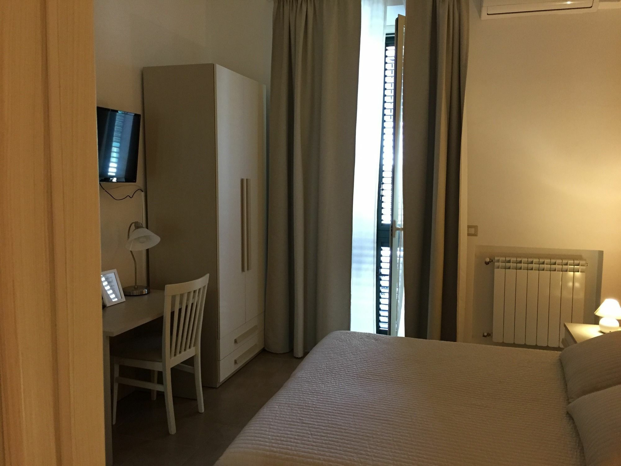 B&B Cairoli Мессина Экстерьер фото